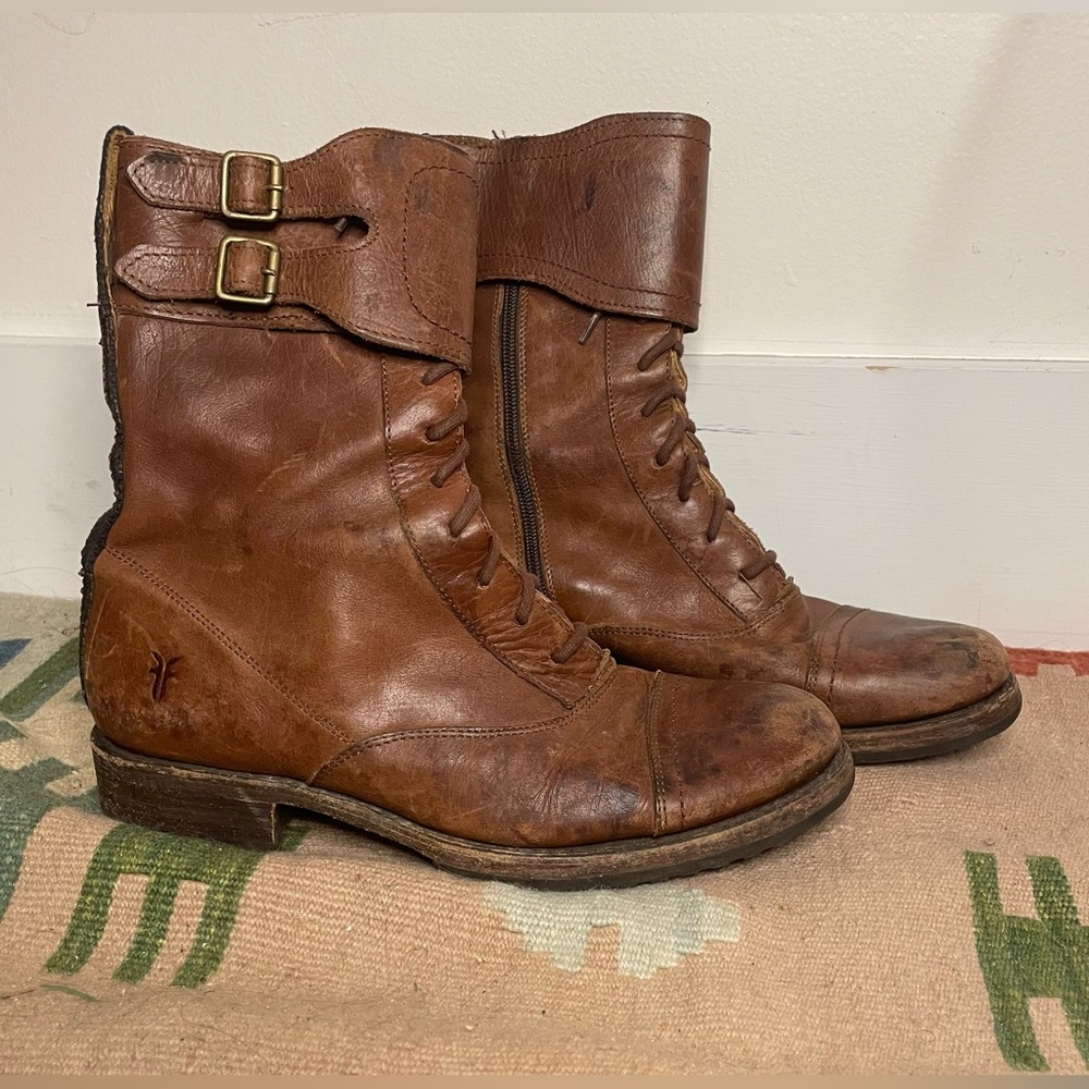 FRYE Vintage Combat Boots With Buckle
